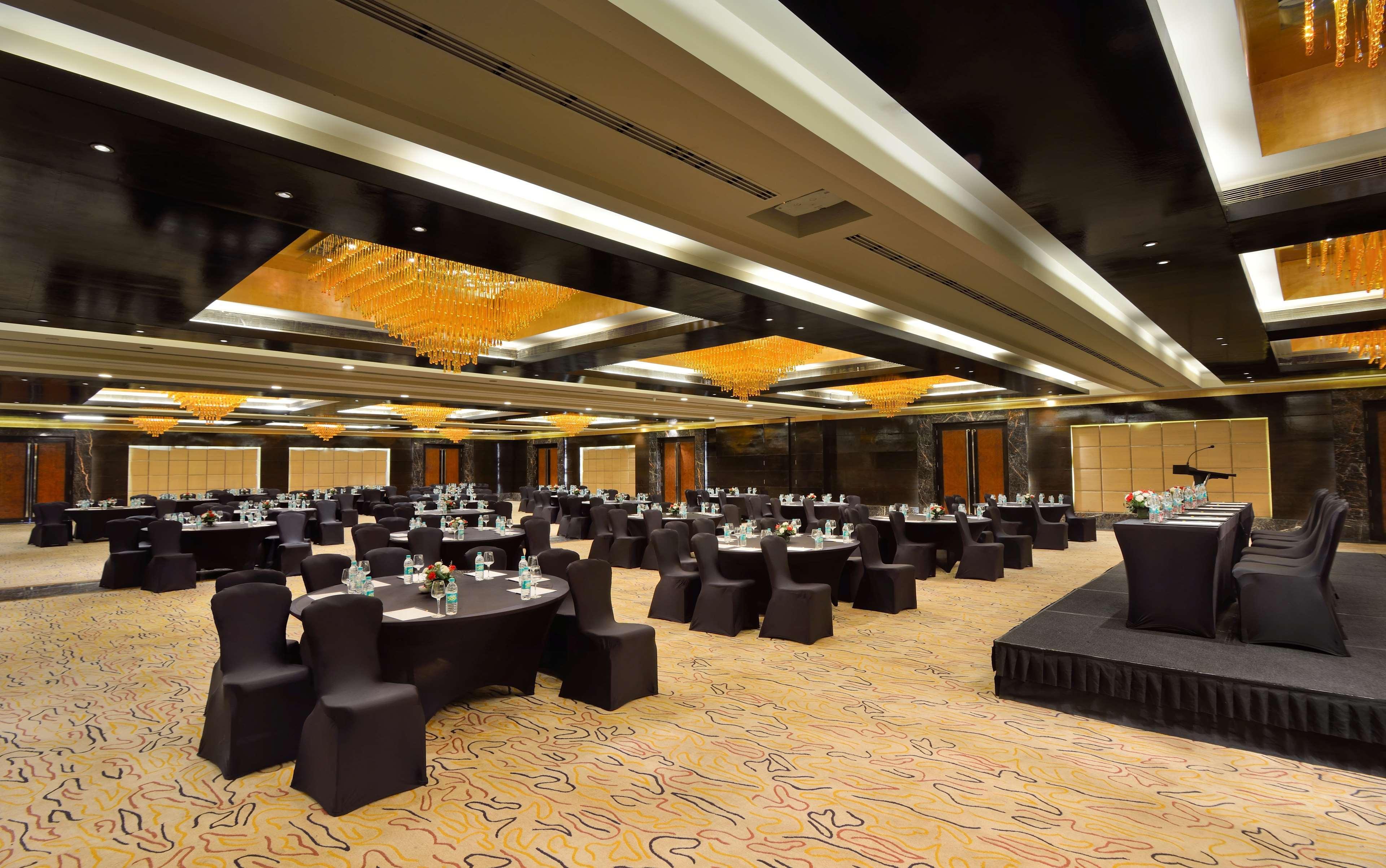 Hotel Radisson Blu Kaushambi Delhi Ncr Ghaziabad Zewnętrze zdjęcie