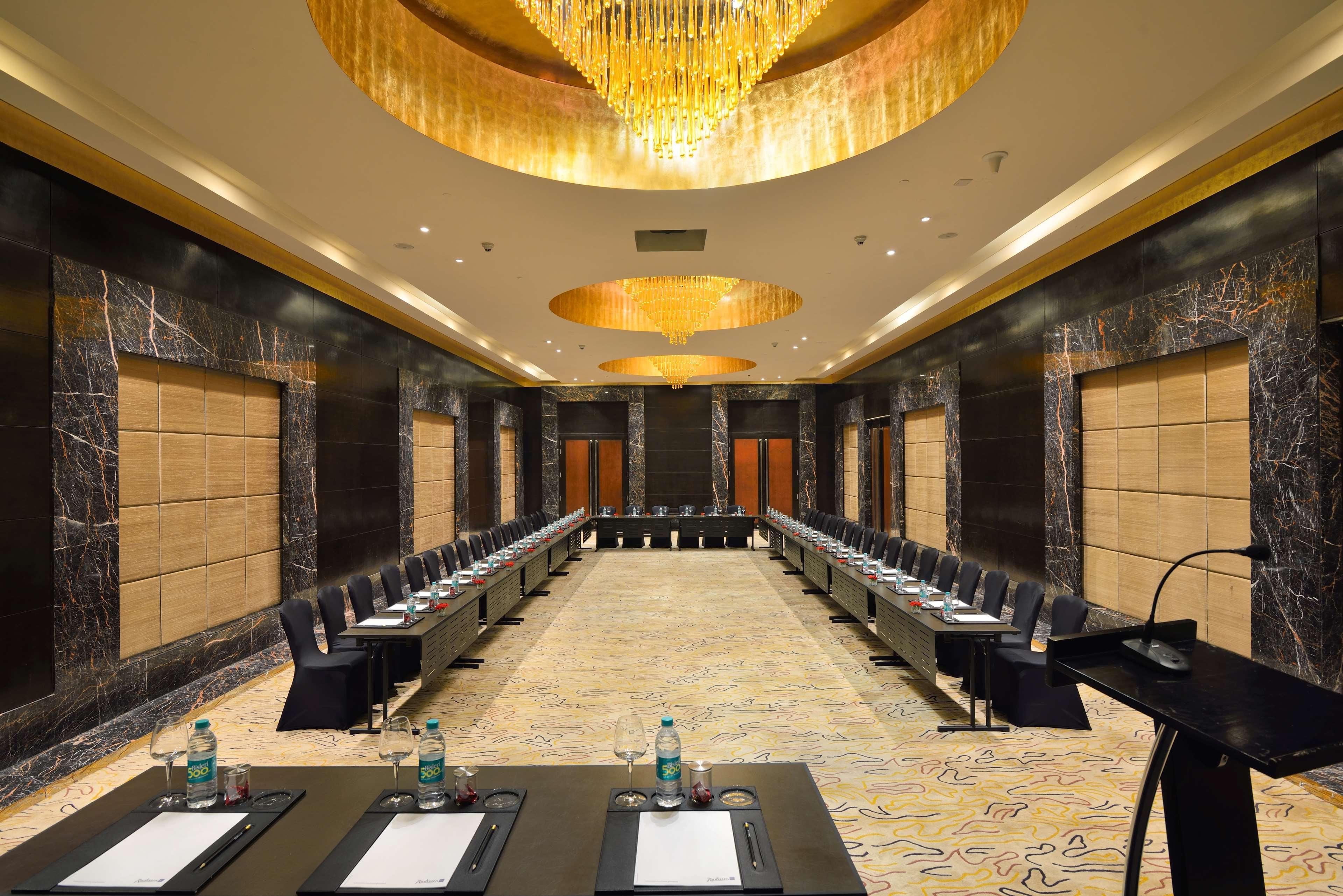 Hotel Radisson Blu Kaushambi Delhi Ncr Ghaziabad Zewnętrze zdjęcie