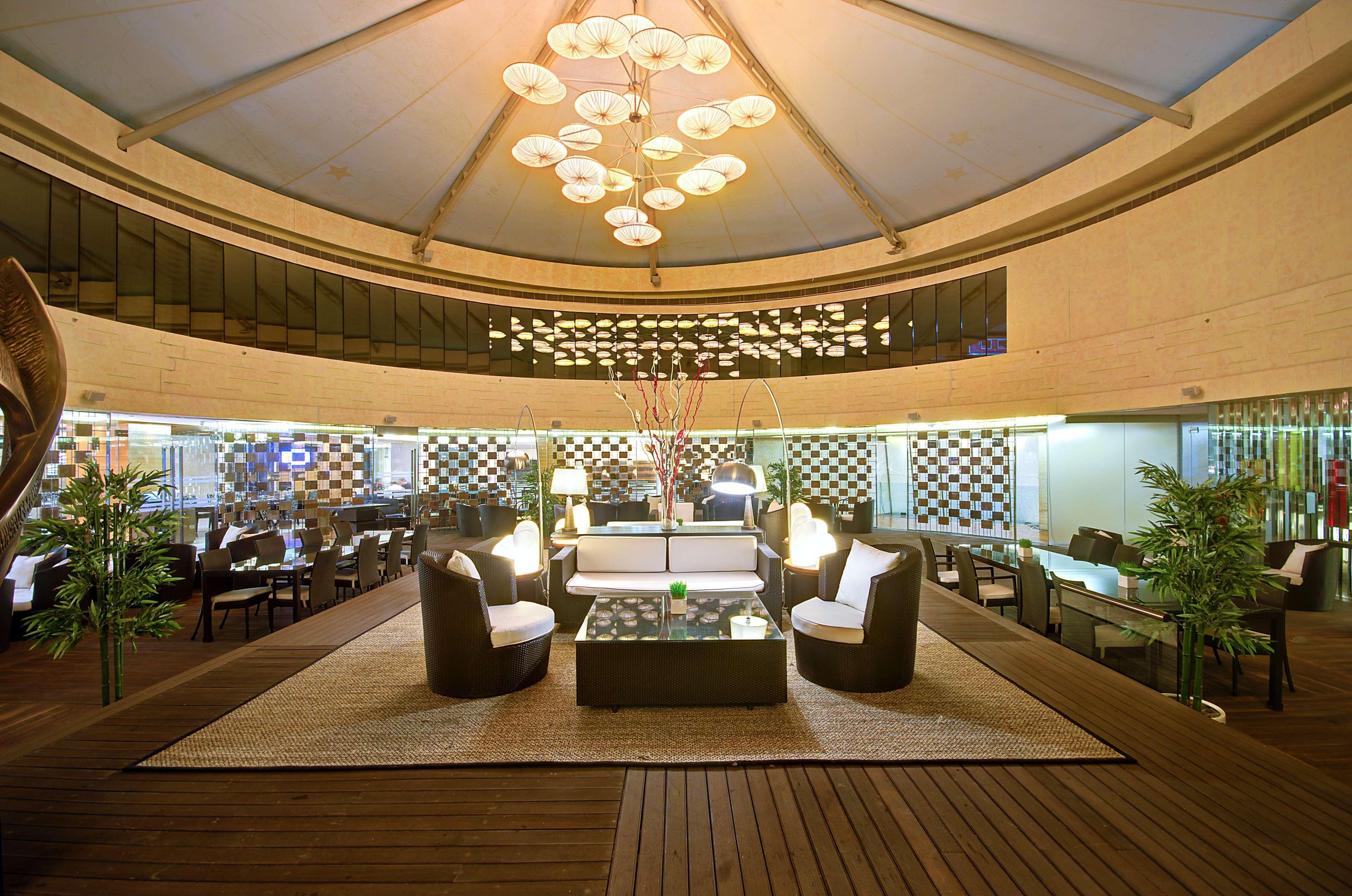 Hotel Radisson Blu Kaushambi Delhi Ncr Ghaziabad Zewnętrze zdjęcie