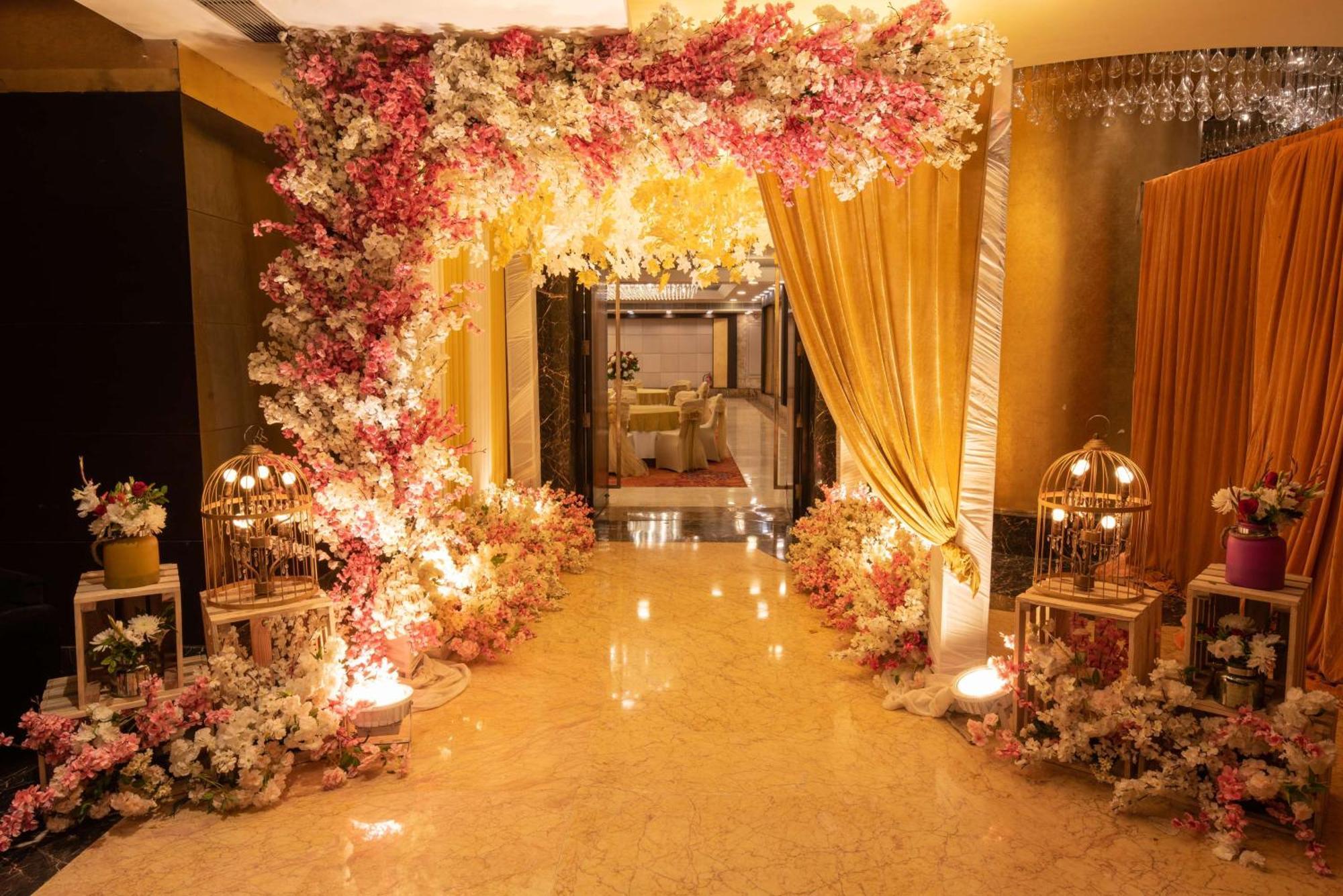 Hotel Radisson Blu Kaushambi Delhi Ncr Ghaziabad Zewnętrze zdjęcie