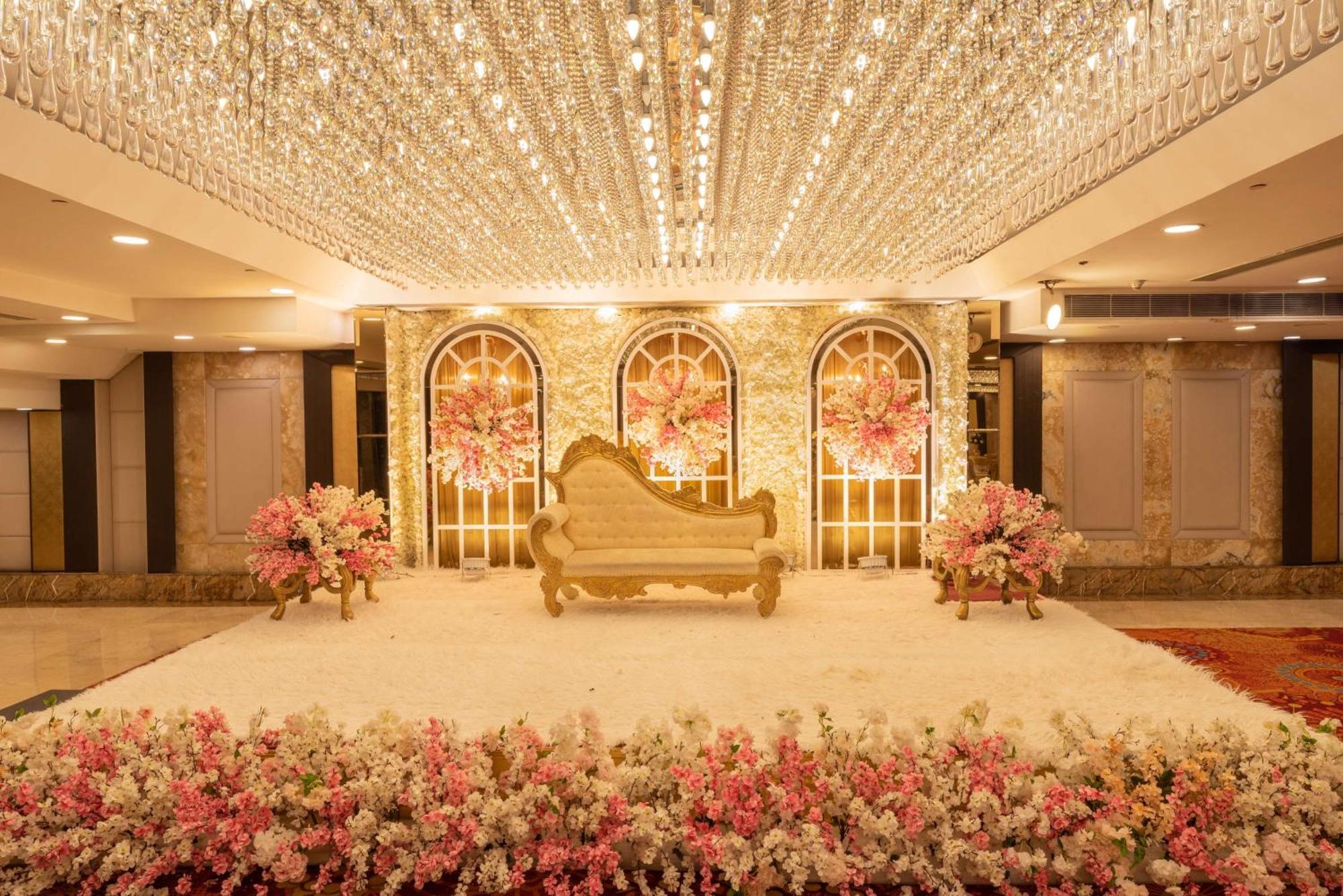 Hotel Radisson Blu Kaushambi Delhi Ncr Ghaziabad Zewnętrze zdjęcie